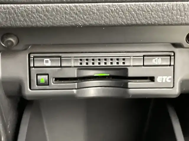 トヨタ アルファード 240S タイプゴールド 群馬県 2013(平25)年 9.2万km ホワイトパールクリスタルシャイン 純正８型ナビ　純正９後席モニター　フルセグＴＶ　バックカメラ　両側電動スライドドア　クルーズコントロール　ＡＶ１００Ｖ充電　ＨＩＤヘッドライト　ＥＴＣ　ハーフレザーシート　スマートキー　禁煙車