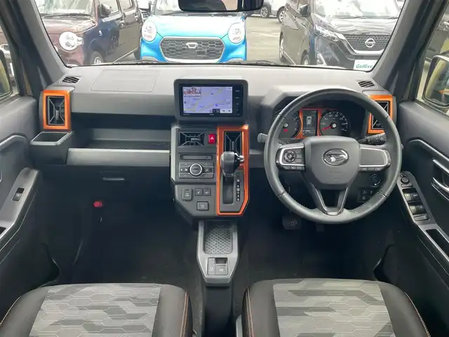 ダイハツ タフト G 三重県 2022(令4)年 4.9万km サンドベージュメタリック 衝突軽減ブレーキ/社外SDナビ、フルセグTV/社外CD、Bluetooth/バックカメラ　/シートヒーター/ガラスルーフ/スマートキー/プッシュスタート/コーナーセンサー/電子パーキング/電動格納ミラー/USB給電/アイドリングストップ/ステアリングスイッチ