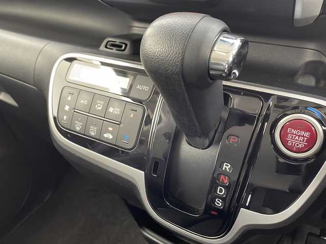 ホンダ Ｎ ＢＯＸ カスタム G ターボ Lパッケージ 千葉県 2016(平28)年 6万km スマートブラック 禁煙車/純正ディスプレイオーディオ【WX-151C】/(ワンセグ/FM/AM/CD/USB)/両側パワースライドドア/バックカメラ/全方位ドラレコ【HDR360GW】/クルーズコントロール/純正ＥＴＣ/スペアキー（１本）/純正15インチアルミホイール/純正フロアマット/フォグランプ/パドルシフト/ステアリングスイッチ/サンシェード/電動格納ウィンカーミラー/ハーフレザーシート/後席テーブル