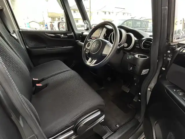 ホンダ Ｎ ＢＯＸ カスタム G Lパッケージ 兵庫県 2015(平27)年 6.1万km ポリッシュドメタルメタリック 純正ナビ(VXM-155VSi)/(CD/DVD/BT/SD)/ETC/バックカメラ/片側パワースライドドア/前方ドライブレコーダー/オートライト/HIDヘッドライト/フォグランプ/ステアリングリモコン/スマートキー/スペアキー/電動格納ミラー/オートリトラミラー/純正ドアバイザー/純正フロアマット/純正アルミ１４インチ