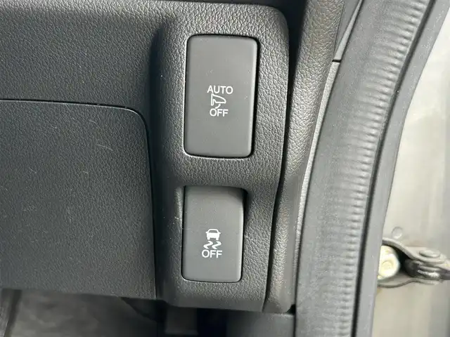 ホンダ Ｎ ＢＯＸ カスタム G Lパッケージ 愛媛県 2015(平27)年 6.1万km ポリッシュドメタルメタリック 純正7型ナビ(AM/FM/CD/DVD/BTワンセグTV)/左側電動スライド/ドライブレコーダー/バックカメラ/純正フロアマット/ステアリングリモコン/電格ミラー/純正ドアバイザー/シガーソケット/ISOFIX/フォグランプ/オートライト/ETC/現状サマー(純正AW)(155/65/R14)/TOYO SD-K7