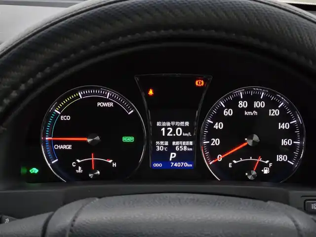 トヨタ クラウン ハイブリッド アスリートG 鹿児島県 2013(平25)年 7.4万km ホワイトパールクリスタルシャイン ムーンルーフ/レーダークルーズコントロール　/プリクラッシュセーフティ　/純正ＨＤＤナビ　/Ｂｌｕｅｔｏｏｔｈオーディオ　/バックカメラ　/フルセグテレビ　/ＭＴモード付きＡＴ/Ｄ＋Ｎ席パワーシート　/Ｄ＋Ｎ席シートヒーター　/D+N席シートベンチレーション/ステアリングヒーター/前方ドライブレコーダー/LEDヘッドライト/純正アルミホイール(18インチ)/横滑り防止装置/プッシュスタート/スマートキー/カーテンエアバッグ/エアバッグ(W+サイド)