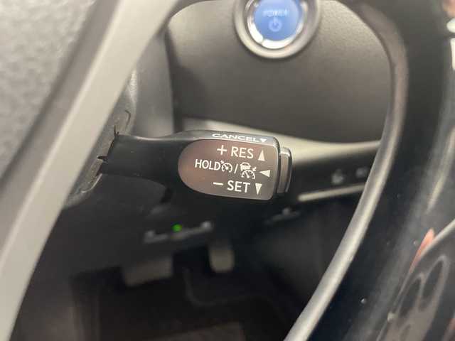 トヨタ Ｃ－ＨＲ G 愛知県 2017(平29)年 4.2万km 黒 純正ナビ/ワンセグ/バックカメラ/衝突軽減システム/レーダークルーズコントロール/ＥＴＣ/ハーフレザーシート/シートヒーター/純正アルミホイール/オートマチックハイビーム/ステアリングスイッチ/スマートキー/プッシュスタート