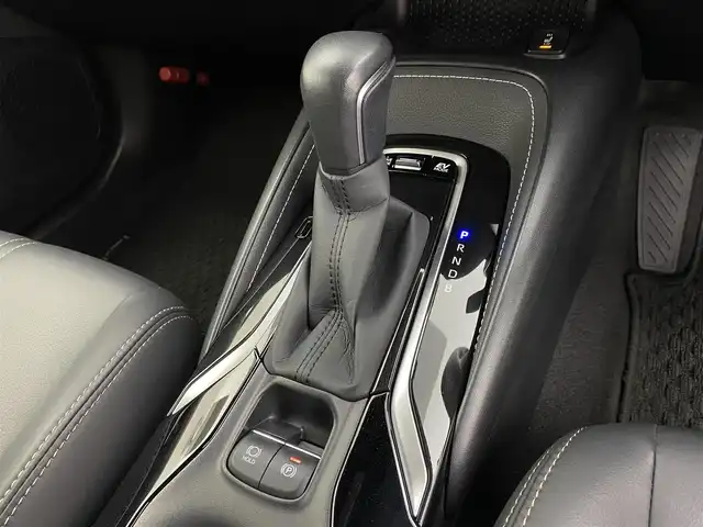 トヨタ カローラ スポーツ ハイブリッドG スタイルPKG 宮城県 2021(令3)年 5.4万km アティチュードブラックマイカ/グレーメタリック 2トーン エントリーナビキット　/スマートフォン連携/アダプティブクルーズコントロール　/ブラインドスポットモニター　/プリクラッシュセーフティ　/レーントレーシングアシスト　/ＲＣＴＡ　/クリアランスソナー　/オートハイビーム　/シートヒーター　/LEDヘッドランプ/フォグランプ/純正ピラーツイーター/純正1６インチAW/ルーフブラック/禁煙車