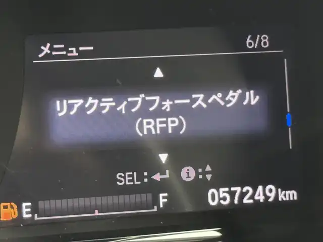 ホンダ ヴェゼル ハイブリッド Z ホンダセンシング 福岡県 2017(平29)年 5.8万km ホワイトオーキッドパール 社外ナビ／フルセグＴＶ　/バックカメラ　/ホンダセンシング　/衝突軽減ブレーキ　/レーンキープ　/ＥＣＯＮ　/ＥＴＣ　/ドラレコ　/パドルシフト　/ハーフレザーシート　/純正１７インチアルミホイール　/ＬＥＤヘッドライト