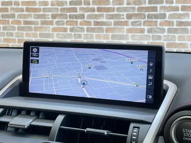 レクサス ＮＸ 300 Fスポーツ 岩手県 2018(平30)年 5.4万km ホワイトノーヴァガラスフレーク ４WD/ターボ/TRDフロントスポイラー/メーカーオプション三眼フルLEDヘッドランプ/メーカーオプション電動格納・リクライニングリヤシート/パノラミックビューモニター/ハンズフリーパワーバックドア/Fスポーツ専用フロアレッドカラーインテリア/Fスポーツ専用本革スポーツシート/パドルシフト/パフォーマンスダンパー/NAVI・AI-AVS/レクサスセーフティシステム＋/プリクラッシュセーフティ/レーダークルーズコントロール/レーンディパーチャーアラート/アダプティブハイビームシステム/クリアランスソナー/パーキングサポートブレーキ/パワーシート・シートヒーター・シートベンチレーション（前席）/ステアリングヒーター/10.3インチワイドディスプレイナビ/フルセグTV/純正18インチアルミホイール