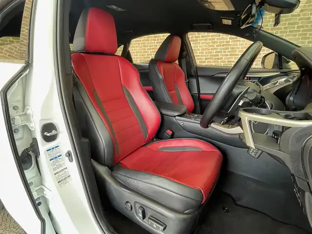 レクサス ＮＸ 300 Fスポーツ 岩手県 2018(平30)年 5.4万km ホワイトノーヴァガラスフレーク ４WD/ターボ/TRDフロントスポイラー/メーカーオプション三眼フルLEDヘッドランプ/メーカーオプション電動格納・リクライニングリヤシート/パノラミックビューモニター/ハンズフリーパワーバックドア/Fスポーツ専用フロアレッドカラーインテリア/Fスポーツ専用本革スポーツシート/パドルシフト/パフォーマンスダンパー/NAVI・AI-AVS/レクサスセーフティシステム＋/プリクラッシュセーフティ/レーダークルーズコントロール/レーンディパーチャーアラート/アダプティブハイビームシステム/クリアランスソナー/パーキングサポートブレーキ/パワーシート・シートヒーター・シートベンチレーション（前席）/ステアリングヒーター/10.3インチワイドディスプレイナビ/フルセグTV/純正18インチアルミホイール