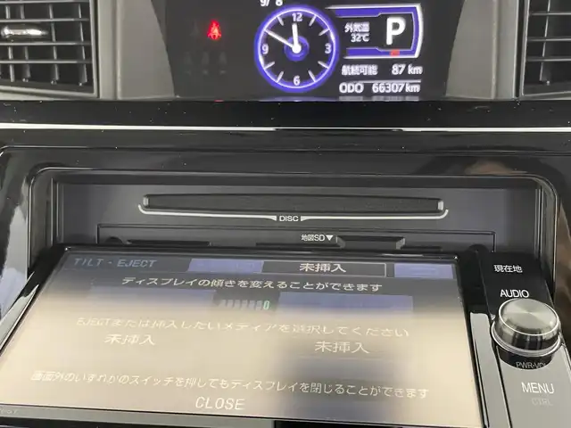 トヨタ タンク カスタムG S 千葉県 2018(平30)年 6.7万km ブラックマイカ/マゼンダベリーメタリック 禁煙車/スマートアシストIII/・衝突回避支援ブレーキ機能/・衝突警報機能/・誤発進抑制機能/両側パワースライドドア/純正7インチナビ/CD/DVD/Bluetooth/フルセグ/バックカメラ/クルーズコントロール/LEDオートライト/純正14インチアルミホイール/アイドリングストップ/プッシュスタート/スマートキー