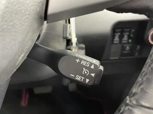 トヨタ タンク カスタムG S 千葉県 2018(平30)年 6.7万km ブラックマイカ/マゼンダベリーメタリック 禁煙車/スマートアシストIII/・衝突回避支援ブレーキ機能/・衝突警報機能/・誤発進抑制機能/両側パワースライドドア/純正7インチナビ/CD/DVD/Bluetooth/フルセグ/バックカメラ/クルーズコントロール/LEDオートライト/純正14インチアルミホイール/アイドリングストップ/プッシュスタート/スマートキー