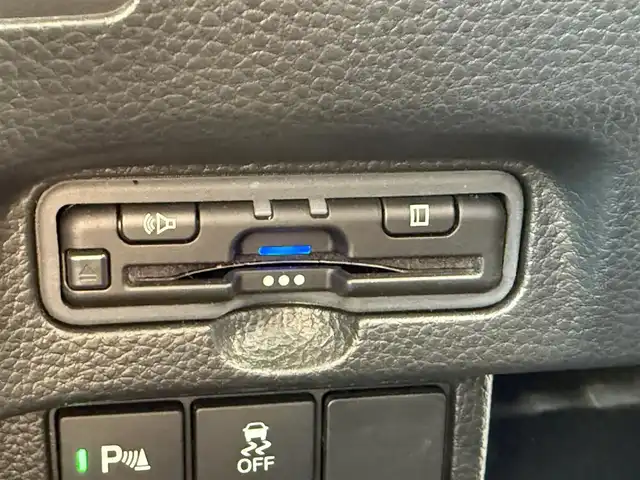 ホンダ Ｎ ＢＯＸ カスタム L 千葉県 2021(令3)年 2.7万km プレミアムグラマラスブロンズP ホンダセンシング/・衝突軽減ブレーキ/レーンキープアシスト/・レーダークルーズコントロール/オートハイビーム/・コーナーセンサー/踏み間違い防止/純正メモリナビ(VXM-214VFi)/・フルセグ/BT/DVD/CD/USB/バックカメラ/ステアリングスイッチ/ETC/両側パワースライドドア/LEDヘッドライト/オートライト/スマートキー/プッシュスタート/純正フロアマット/純正14インチAW