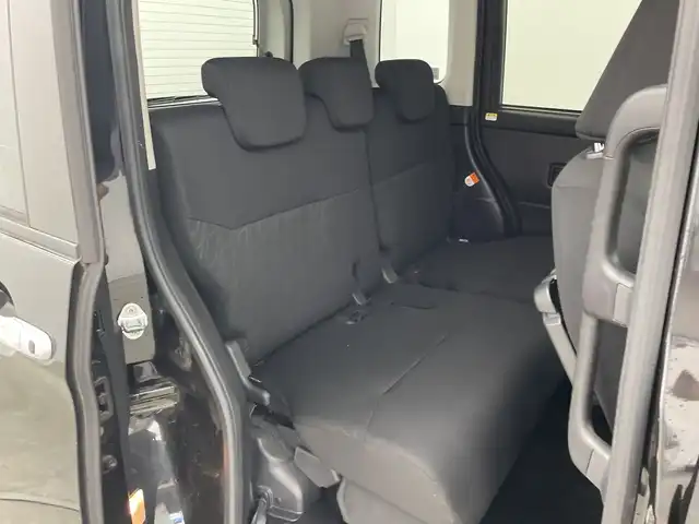 トヨタ タンク カスタムG 群馬県 2020(令2)年 3.5万km ブラックマイカメタリック 純正ナビ　バックカメラ　フルセグＴＶ　両側電動スライドドア　衝突被害軽減ブレーキ　レーンアシスト　クリアランスソナー　シートヒーター　アイドリングストップ　オートハイビーム　ＬＥＤ　ＥＴＣ　禁煙車