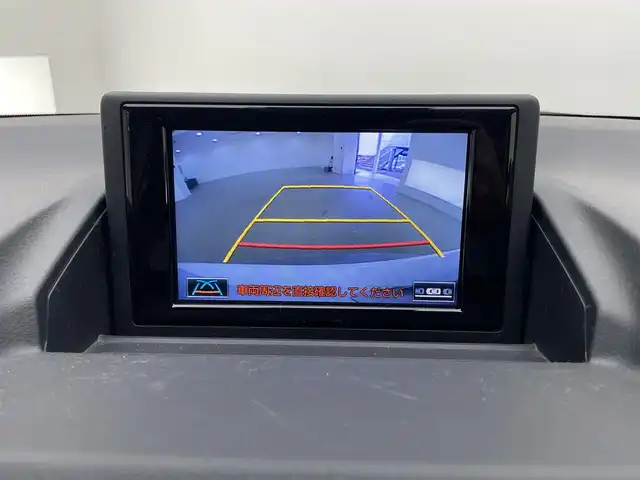 レクサス ＣＴ 200h Fスポーツ 兵庫県 2015(平27)年 8.7万km ホワイトノーヴァガラスフレーク 純正SDナビ/（CD、DVD、SD、BD、BT、フルセグ）/TVキット/前後ドライブレコーダー/バックカメラ/パワーシート/シートヒーター/ビルトインETC２．０/コーナーセンサー/パドルシフト/ACC/LEDヘッドライト/LEDフォグランプ/純正フロアマット/純正バイザー/カードキー×１/純正17インチAW