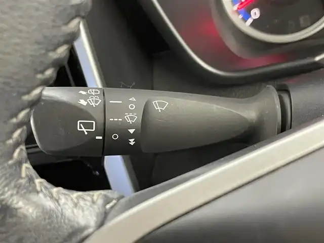 トヨタ ルーミー カスタムG 千葉県 2021(令3)年 5.6万km クールバイオレットクリスタルシャイン スマートアシスト/・衝突軽減ブレーキ/・先行車発進通知/・車線逸脱警報/・標識認識機能/・ふらつき警報/・コーナーセンサー/ナビ付純正9インチディスプレイオーディオ/・スマホ連携/・Bluetooth/・USB/・フルセグTV/全方位カメラ/両側パワースライドドア/レーダークルーズコントロール/純正14インチアルミホイール/ドアバイザー/純正フロアマット/ブレーキホールド/パーキングスイッチ/プッシュスタート/スマートキー/ETC