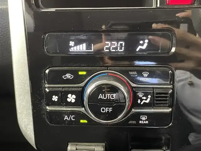 トヨタ ルーミー カスタムG 千葉県 2021(令3)年 5.6万km クールバイオレットクリスタルシャイン スマートアシスト/・衝突軽減ブレーキ/・先行車発進通知/・車線逸脱警報/・標識認識機能/・ふらつき警報/・コーナーセンサー/ナビ付純正9インチディスプレイオーディオ/・スマホ連携/・Bluetooth/・USB/・フルセグTV/全方位カメラ/両側パワースライドドア/レーダークルーズコントロール/純正14インチアルミホイール/ドアバイザー/純正フロアマット/ブレーキホールド/パーキングスイッチ/プッシュスタート/スマートキー/ETC