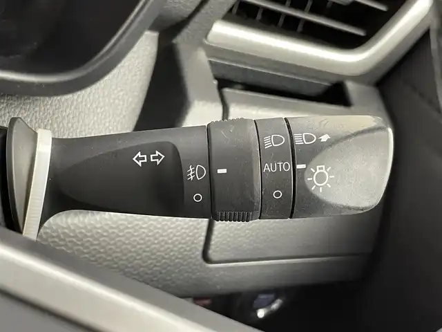 トヨタ ルーミー カスタムG 千葉県 2021(令3)年 5.6万km クールバイオレットクリスタルシャイン スマートアシスト/・衝突軽減ブレーキ/・先行車発進通知/・車線逸脱警報/・標識認識機能/・ふらつき警報/・コーナーセンサー/ナビ付純正9インチディスプレイオーディオ/・スマホ連携/・Bluetooth/・USB/・フルセグTV/全方位カメラ/両側パワースライドドア/レーダークルーズコントロール/純正14インチアルミホイール/ドアバイザー/純正フロアマット/ブレーキホールド/パーキングスイッチ/プッシュスタート/スマートキー/ETC
