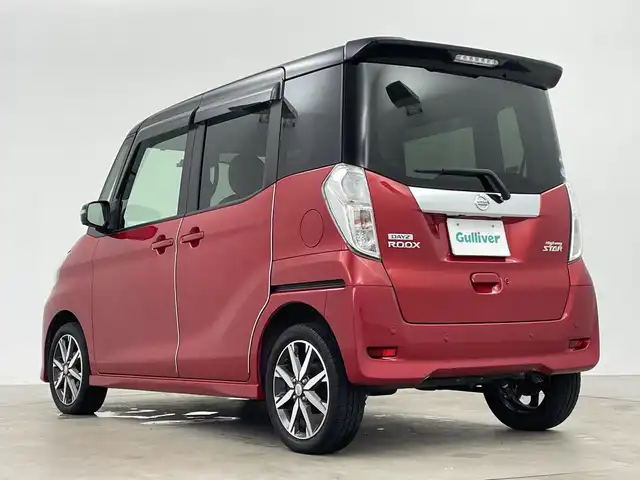 日産 デイズ ルークス HWS X Vセレクション 鹿児島県 2018(平30)年 3.5万km スパークリングレッド/ブラック ワンオーナー/純正7インチナビ/(BT/CD/DVD/SD/AM/FM/フルセグTV)/エマージェンシーブレーキ/全方位カメラ/オートマチックハイビーム/レーンキープアシスト/両側パワースライドドア/前後コーナーセンサー/ハーフレザーシート/アイドリングストップ/前後コーナーセンサー/前後ドライブレコーダー/ベンチシート/純正LEDヘッドライト/純正フロアマット/純正15インチアルミホイール/保証書/取扱説明書