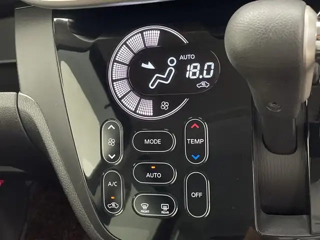 日産 デイズ ルークス HWS X Vセレクション 鹿児島県 2018(平30)年 3.5万km スパークリングレッド/ブラック ワンオーナー/純正7インチナビ/(BT/CD/DVD/SD/AM/FM/フルセグTV)/エマージェンシーブレーキ/全方位カメラ/オートマチックハイビーム/レーンキープアシスト/両側パワースライドドア/前後コーナーセンサー/ハーフレザーシート/アイドリングストップ/前後コーナーセンサー/前後ドライブレコーダー/ベンチシート/純正LEDヘッドライト/純正フロアマット/純正15インチアルミホイール/保証書/取扱説明書