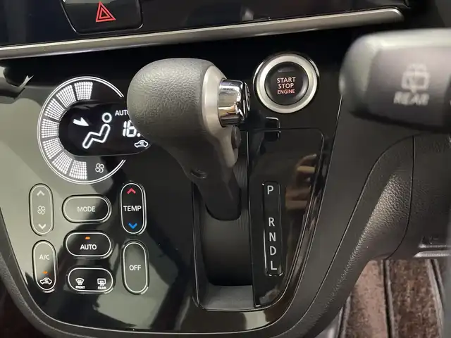 日産 デイズ ルークス HWS X Vセレクション 鹿児島県 2018(平30)年 3.5万km スパークリングレッド/ブラック ワンオーナー/純正7インチナビ/(BT/CD/DVD/SD/AM/FM/フルセグTV)/エマージェンシーブレーキ/全方位カメラ/オートマチックハイビーム/レーンキープアシスト/両側パワースライドドア/前後コーナーセンサー/ハーフレザーシート/アイドリングストップ/前後コーナーセンサー/前後ドライブレコーダー/ベンチシート/純正LEDヘッドライト/純正フロアマット/純正15インチアルミホイール/保証書/取扱説明書