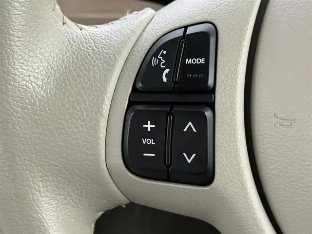 スズキ ラパン X 愛知県 2022(令4)年 1万km フォーンベージュメタリック/ホワイト2トーンルーフ スズキセーフティーサポート/・全方位カメラ/・衝突被害軽減システム/・誤発進抑制機能/・レーンキープアシスト/純正ナビ/（Bluetooth・フルセグテレビ）/前後ドライブレコーダー/ステアリングリモコン/レザー調シートカバー/シートヒーター（D/N）/LEDヘッドライト/コーナーセンサー/純正14インチAW
