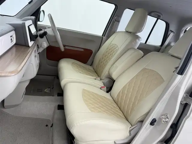 スズキ ラパン X 愛知県 2022(令4)年 1万km フォーンベージュメタリック/ホワイト2トーンルーフ スズキセーフティーサポート/・全方位カメラ/・衝突被害軽減システム/・誤発進抑制機能/・レーンキープアシスト/純正ナビ/（Bluetooth・フルセグテレビ）/前後ドライブレコーダー/ステアリングリモコン/レザー調シートカバー/シートヒーター（D/N）/LEDヘッドライト/コーナーセンサー/純正14インチAW