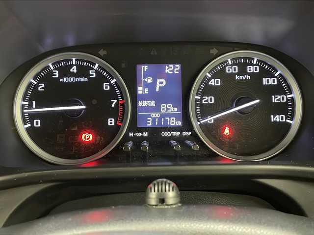 ダイハツ キャスト アクティバ G VS SAⅢ 長崎県 2019(令1)年 3.2万km パールホワイトⅢ 純正ナビ（NSZN-X69D）/（フルセグ/CD/DVD/BTA）/全方位バックカメラ/ETC/衝突軽減システム/横滑り防止装置/コーナーセンサー/LEDヘッドライト/フォグライト/オートライト/オートハイビーム/15インチ純正AW/シートヒーター（D＋N席）/アイドリングストップ/スマートキー/ステアリングスイッチ/純正フロアマット/電動格納ミラー