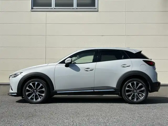 マツダ ＣＸ－３ XDプロアクティブSパッケージ 茨城県 2019(令1)年 5.2万km セラミックM 革巻きステアリング/ステアリングスイッチ/ーフティセンス/レーダークルーズコントロール/ステアリングヒーター/マツコネナビ/360°カメラ/ヘッドアップディスプレイ/ハーフレザーシート/シートヒーター/前後ドラレコ/オートワイパー/オートライト/フォグランプ/DVDプレイヤー/電子式パーキング/メモリーパワーシート/BSM