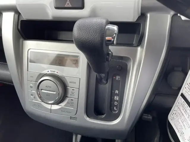 スズキ ハスラー G 島根県 2015(平27)年 8.2万km パールホワイト 登録時走行距離81765km/カロッツェリアメモリナビ /・Bluetooth接続/・CD/DVD再生/・SDミュージックサーバー/・AM/FM/ETC/衝突軽減ブレーキ/横滑り防止装置/アイドリングストップ/ベンチシート/D席シートヒーター/社外ツィーター/スマートキー/プッシュスタート