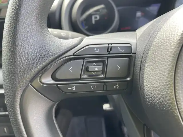 トヨタ ヤリス G 石川県 2020(令2)年 3.1万km コーラルクリスタルシャイン トヨタセーフティセンス/純正ディスプレイオーディオ/フルセグTV/バックカメラ/レーンキープ/ドライブレコーダー/スマートキー/プッシュスタート/電動ミラー/オートライト/オートエアコン/保証書
