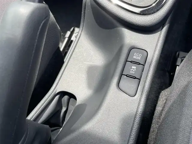 トヨタ ヤリス G 石川県 2020(令2)年 3.1万km コーラルクリスタルシャイン トヨタセーフティセンス/純正ディスプレイオーディオ/フルセグTV/バックカメラ/レーンキープ/ドライブレコーダー/スマートキー/プッシュスタート/電動ミラー/オートライト/オートエアコン/保証書
