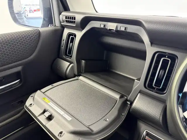 スズキ ハスラー タフワイルド 愛知県 2024(令6)年 0.1千km クールカーキPM 届出済未使用車/純正メモリナビ/（AM/FM、BT、USB、フルセグTV）/スズキコネクト対応通信機装着車/全方位カメラ/レーダークルーズコントロール/デュアルカメラブレーキサポート/誤発進抑制機能/車線逸脱警報機能/盗難防止装置/LEDヘッドライト/ドアバイザー/シートヒータ/オートライト/プッシュスタート/スマートキー