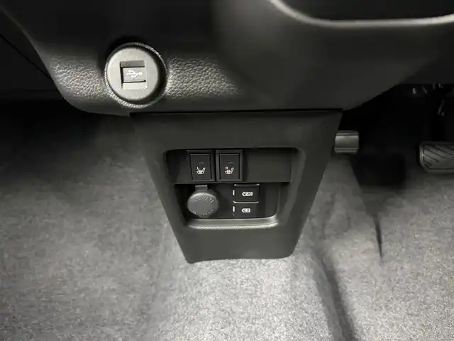 スズキ ハスラー タフワイルド 愛知県 2024(令6)年 0.1千km クールカーキPM 届出済未使用車/純正メモリナビ/（AM/FM、BT、USB、フルセグTV）/スズキコネクト対応通信機装着車/全方位カメラ/レーダークルーズコントロール/デュアルカメラブレーキサポート/誤発進抑制機能/車線逸脱警報機能/盗難防止装置/LEDヘッドライト/ドアバイザー/シートヒータ/オートライト/プッシュスタート/スマートキー