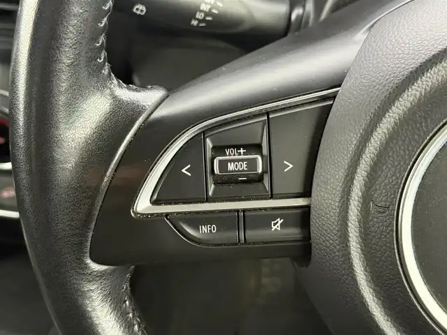 スズキ ジムニー XC 愛知県 2020(令2)年 3.7万km ジャングルグリーン スズキセーフティーサポート/ ・衝突軽減ブレーキ/ ・誤発進抑制機能/SDナビ/（Bluetooth/CD/DVD）/クルーズコントロール/ステアリングリモコン/シートヒーター（D/N）/革巻きステアリング/フォグランプ/純正16インチアルミホイール