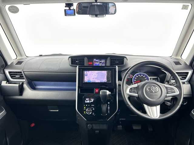 トヨタ タンク カスタムG－T 愛知県 2017(平29)年 6.2万km ブラックマイカメタリック/レーザーブルークリスタルシャイン 2トーン 純正メモリナビ・フルセグＴＶ/バックカメラ/両側パワースライドドア/衝突被害軽減ブレーキ/LEDヘッドライト/ETC/スマートキー/エンジンプッシュスタート