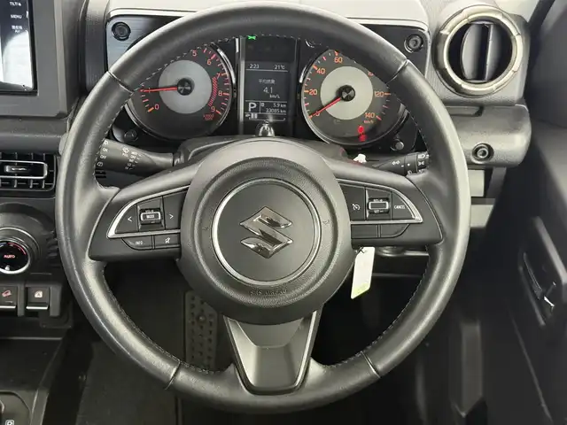 スズキ ジムニー XC 愛知県 2021(令3)年 3.3万km ブルーイッシュブラックパール3 スズキセーフティサポート/　・衝突被害軽減ブレーキ/　・誤発進抑制機能/社外ナビ/　ーBT/フルセグTV/CD/DVD/ETC/ドラレコ/バックカメラ/クルーズコントロール/シートヒーター/ステアリングリモコン/プッシュスタート/純正16インチAW