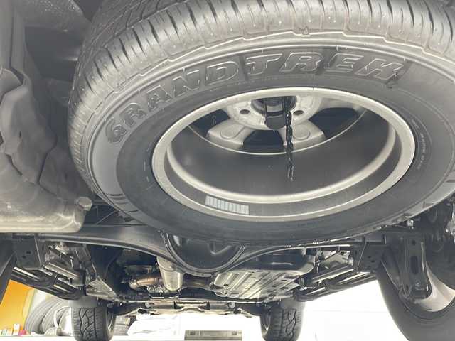 トヨタ ランドクルーザー VX 静岡県 2023(令5)年 0.3万km ブラック 12.3インチナビ/地デジTV/純正CD/DVD/Bluetooth/バック/全周囲カメラ/レザーシート/シートヒーター＆エアシート/サンルーフ/3列目電動格納/セーフティセンス/社外20インチAW/【純正積み込みあり】/2.0ETC/前後ドライブレコーダー/コーナーセンサー/スマートキー/LEDヘッドライト