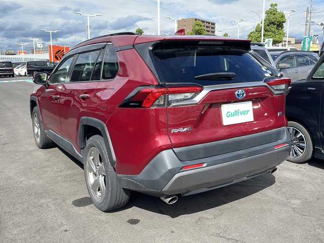 トヨタ ＲＡＶ４ ハイブリットG 愛知県 2021(令3)年 4.8万km センシュアルレッドマイカ ・ワンオーナー/・純正ディスプレイオーディオ/・ナビキット/・テレビキット/・パノラミックビューモニター/・LEDヘッド/・ブラインドスポットモニター/・ワイヤレス充電/・ステアヒーター/・シートヒーター/・パワーリアゲート/・黒レザーシート