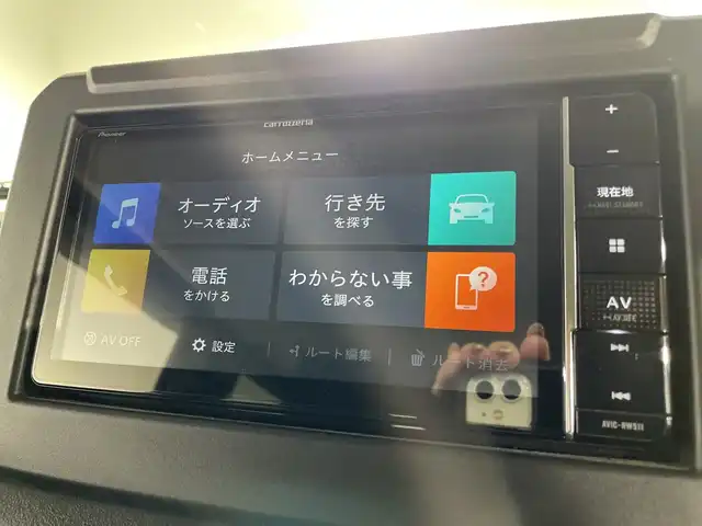 スズキ ジムニー XC 福岡県 2023(令5)年 4万km ジャングルグリーン ・社外ＳＤナビ　/（ＡＭ　ＦＭ　ＣＤ　ＤＶＤ　Ｉｐｏｄ　ＵＳＢ　ＨＤＭＩ　ＡＵＸ　ＢＴ）/・フルセグTV　/・クルコン　/・バックカメラ　/・ドラレコ　/・背面タイヤ　/・シートヒーター　/・横滑り防止　/・レーンキープ　/・ダウンヒルアシスト　/・衝突軽減/・オートライト/・社外フロアマット/・純正16インチアルミ/・電格ミラー