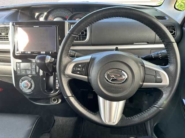 ダイハツ タント カスタム RS トップED SA Ⅲ 茨城県 2016(平28)年 5.2万km ブラックマイカメタリック 社外ナビ/-BT/AM/FM/DVD/TV　/ＥＴＣ　/バックカメラ　/ドライブレコーダー　/衝突軽減システム　/D席シートヒーター　/ハーフレザーシート　/両側パワースライドドア　/純正ＡＷ　/ＩＳＯＦＩＸ　/ＬＥＤヘッドライト　/ＬＥＤフォグライト/Wエアバッグ/アイドリングストップ