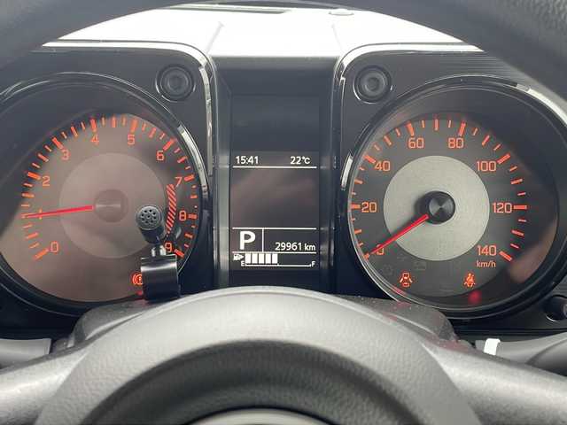 スズキ ジムニー XL 福岡県 2022(令4)年 3万km キネティックイエロー 社外１０インチナビ/Ｂｌｕｅｔｏｏｔｈ/フルセグＴＶ/ＣＤ／ＤＶＤ再生機能有/ＨＤＭＩ/ＥＴＣ/純正１６インチアルミ/純正ラバーフロアマット/オートエアコン/セーフティサポート/スマートキー
