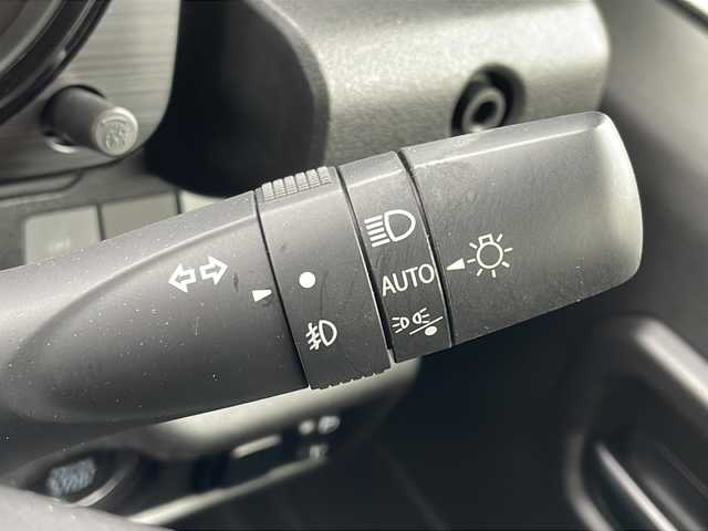スズキ ジムニー XL 福岡県 2022(令4)年 3万km キネティックイエロー 社外１０インチナビ/Ｂｌｕｅｔｏｏｔｈ/フルセグＴＶ/ＣＤ／ＤＶＤ再生機能有/ＨＤＭＩ/ＥＴＣ/純正１６インチアルミ/純正ラバーフロアマット/オートエアコン/セーフティサポート/スマートキー