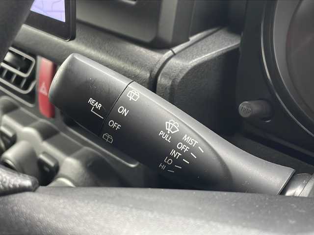 スズキ ジムニー XL 福岡県 2022(令4)年 3万km キネティックイエロー 社外１０インチナビ/Ｂｌｕｅｔｏｏｔｈ/フルセグＴＶ/ＣＤ／ＤＶＤ再生機能有/ＨＤＭＩ/ＥＴＣ/純正１６インチアルミ/純正ラバーフロアマット/オートエアコン/セーフティサポート/スマートキー