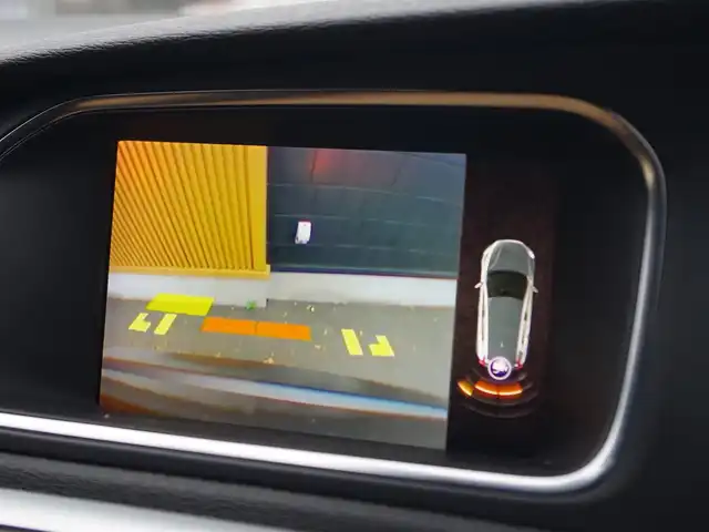 ボルボ Ｖ４０ D4 インスクリプション 埼玉県 2018(平30)年 5万km オスミウムグレーM キャメルレザーシート /アダプティブクルーズコントロール /インテリセーフ /スライディングルーフ /harman/kardon /パークセンサー /ブラインドスポットモニター /純正ナビ /バックカメラ /ETC /ドラレコ /前席シートヒーター/キャリアルーフ/運転席シートポジションメモリー機能
