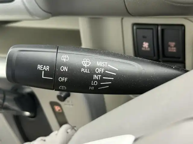 スズキ エブリィ ワゴン PZターボ スペシャル 愛知県 2024(令6)年 0.9万km パールホワイト 衝突軽減ブレーキ/両側パワスラ/純正ナビ/　ーＢＴ／フルセグＴＶ／ＣＤ／ＤＶＤ/バックカメラ/オートステップ/プッシュスタート/スマートキー/シートヒーター/オートライト/電動格納ミラー/純正LEDライト/フロアマット/純正１４インチＡＷ
