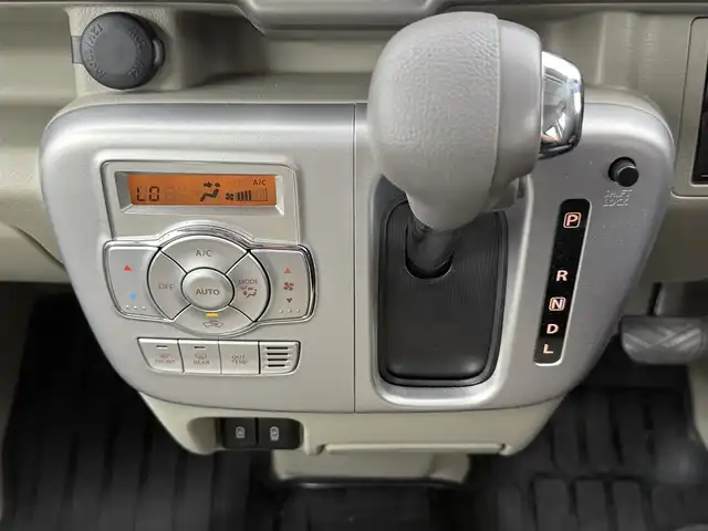 スズキ エブリィ ワゴン PZターボ スペシャル 愛知県 2024(令6)年 0.9万km パールホワイト 衝突軽減ブレーキ/両側パワスラ/純正ナビ/　ーＢＴ／フルセグＴＶ／ＣＤ／ＤＶＤ/バックカメラ/オートステップ/プッシュスタート/スマートキー/シートヒーター/オートライト/電動格納ミラー/純正LEDライト/フロアマット/純正１４インチＡＷ
