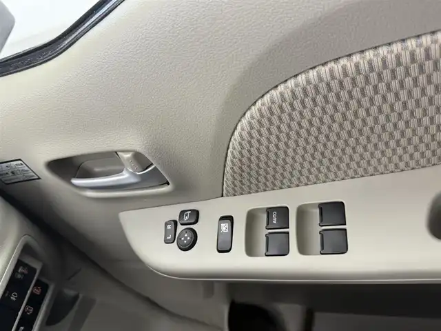 スズキ エブリィ ワゴン PZターボ スペシャル 愛知県 2024(令6)年 0.9万km パールホワイト 衝突軽減ブレーキ/両側パワスラ/純正ナビ/　ーＢＴ／フルセグＴＶ／ＣＤ／ＤＶＤ/バックカメラ/オートステップ/プッシュスタート/スマートキー/シートヒーター/オートライト/電動格納ミラー/純正LEDライト/フロアマット/純正１４インチＡＷ