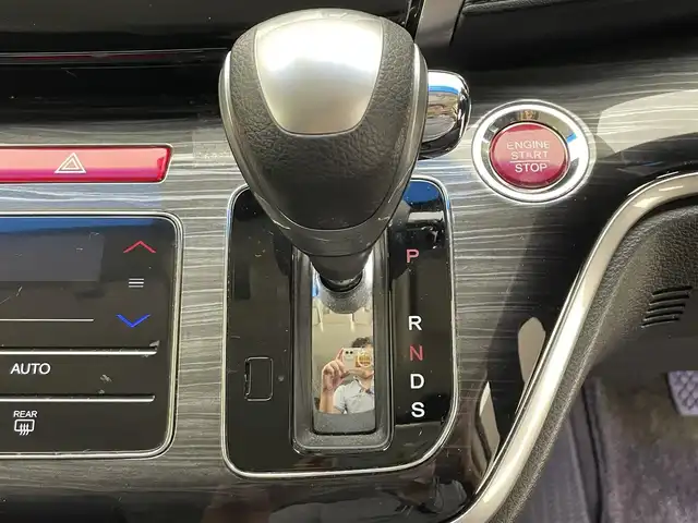 ホンダ オデッセイ アブソルート 兵庫県 2014(平26)年 6.3万km クリスタルブラックパール ハーフレザーシート/純正メモリーナビ＆フルセグTV/（CD＆DVD＆BT＆MSV）/バックカメラ/片側パワースライドドア/ビルトインETC/クルーズコントロール/オートライト/LEDライト/社外アルミホイール/（純正アルミ積み込み）/W＆サイド＆カーテンエアバッグ/スマートキー/プッシュスタート