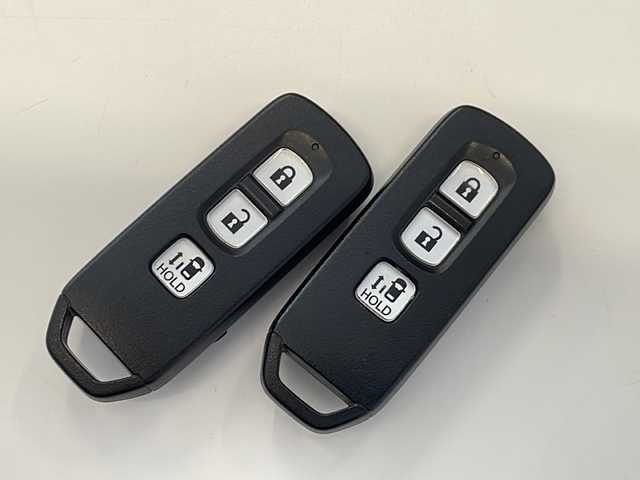 ホンダ Ｎ ＢＯＸ カスタム L 福島県 2022(令4)年 2.5万km プラチナホワイトパール 4WD 純正ナビ フルセグTV Bluetooth バックカメラ ホンダセンシング 左側パワースライドドア ETC オートクルーズ シートヒーター コーナーセンサー LEDヘッドライト スマートキー