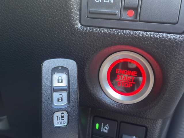 ホンダ Ｎ ＢＯＸ カスタム L 福島県 2022(令4)年 2.5万km プラチナホワイトパール 4WD 純正ナビ フルセグTV Bluetooth バックカメラ ホンダセンシング 左側パワースライドドア ETC オートクルーズ シートヒーター コーナーセンサー LEDヘッドライト スマートキー