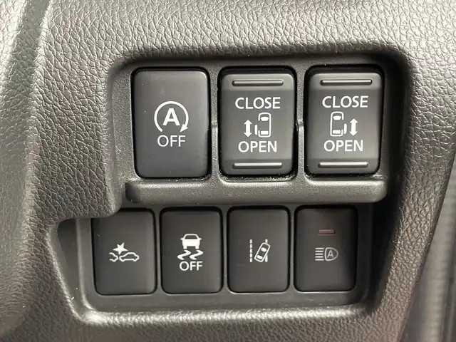 日産 デイズ ルークス HWS X Vセレクション 愛知県 2018(平30)年 3.8万km スパークリングレッドM 禁煙車/純正7インチナビ/（CD/DVD/Bluetooth/フルセグTV/SD)/全方位カメラ/衝突軽減ブレーキ/レーンキープアシスト/オートマチックハイビーム/ETC/ハーフレザーシート/両側パワースライドドア/アイドリングストップ/純正15インチアルミホイール/純正フロアマット/横滑り防止装置/電動格納ミラー/ベンチシート/スマートキー/プッシュスタート