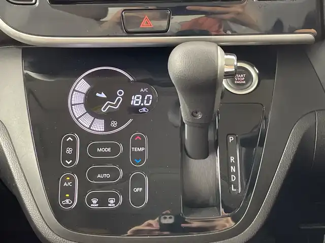 日産 デイズ ルークス HWS X Vセレクション 愛知県 2018(平30)年 3.8万km スパークリングレッドM 禁煙車/純正7インチナビ/（CD/DVD/Bluetooth/フルセグTV/SD)/全方位カメラ/衝突軽減ブレーキ/レーンキープアシスト/オートマチックハイビーム/ETC/ハーフレザーシート/両側パワースライドドア/アイドリングストップ/純正15インチアルミホイール/純正フロアマット/横滑り防止装置/電動格納ミラー/ベンチシート/スマートキー/プッシュスタート